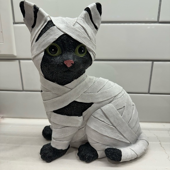 Mummy kitty - Pairs well with Rae Dunn - Picture 1 of 4